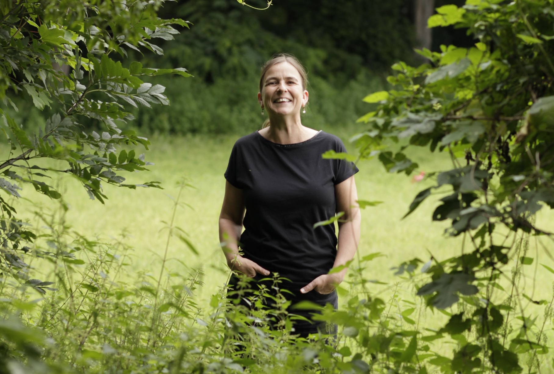 Silke Kipper in ihrem Forschungsfeld, forografiert von Daniela Friebel, 