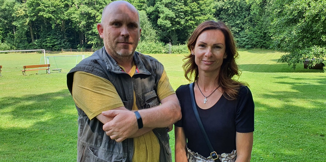 Kastellan in Roßwald Tomas Zemba und Übersetzerin Dagmar Maderova Peters . © GartenRadio.fm